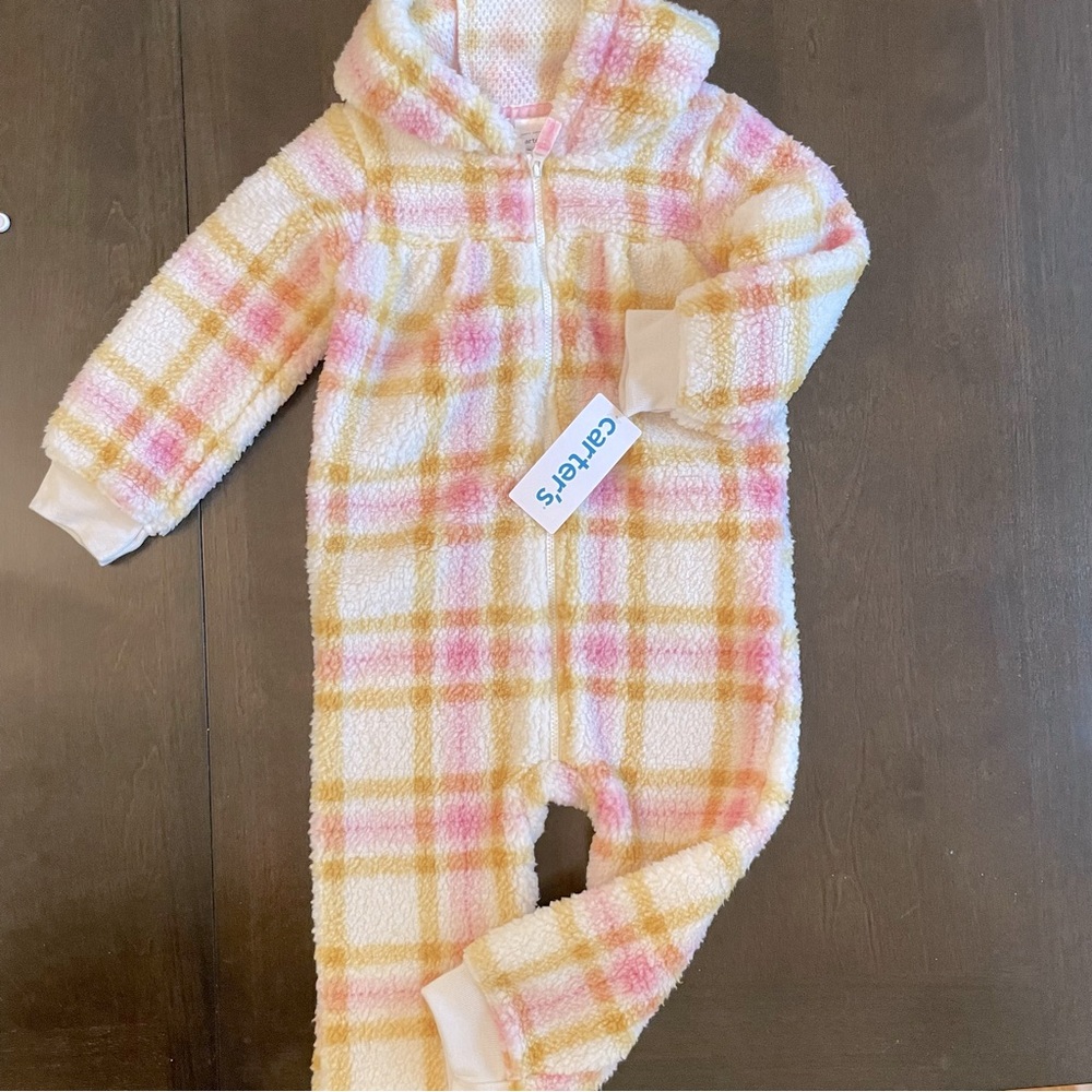 NWT Carters girls one piece zip up, fluffy cozy fleece, size 24 months